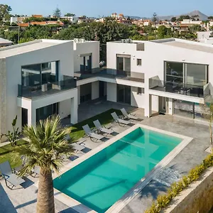 https://jarko-luxury-houses.rethymnohotels.net